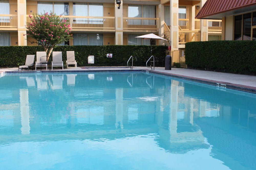 Hotel Elev8 Conroe Eksteriør billede