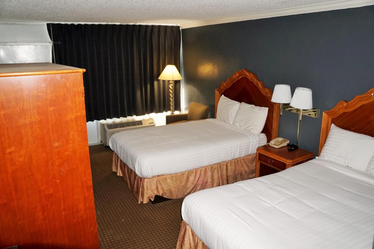 Hotel Elev8 Conroe Eksteriør billede