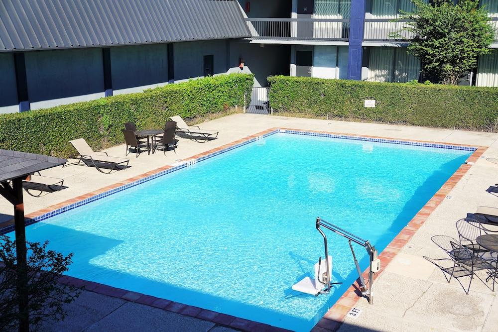 Hotel Elev8 Conroe Eksteriør billede